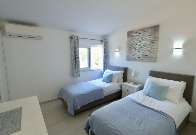 Villa in Carvoeiro - Villa Susanna Villa in Carvoeiro - Villa Susanna