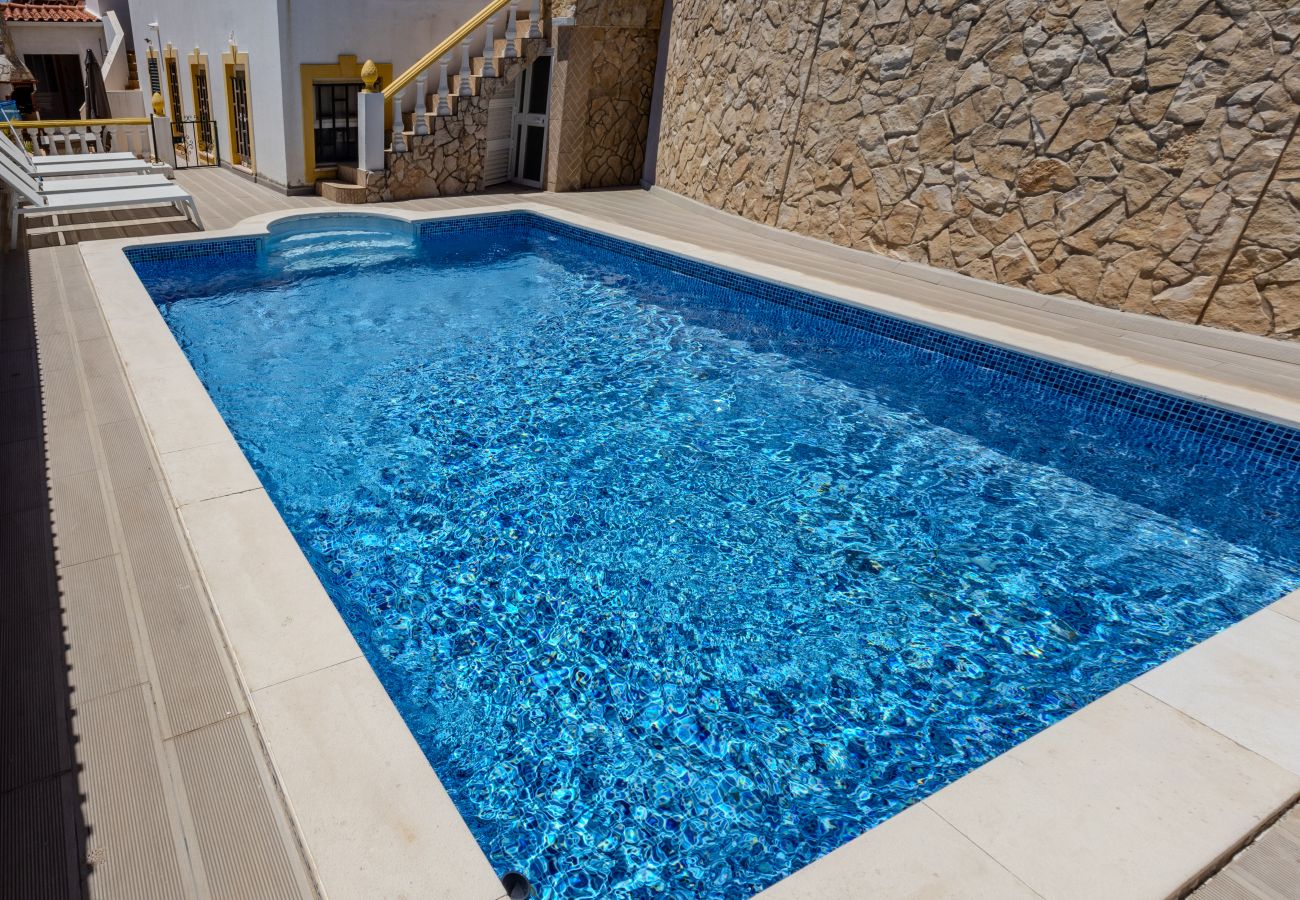 Villa in Lagoa - Casa Bonita