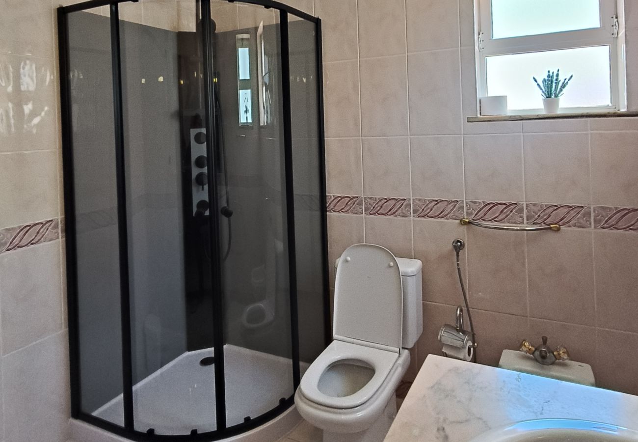 Villa in Lagoa - Casa Bonita