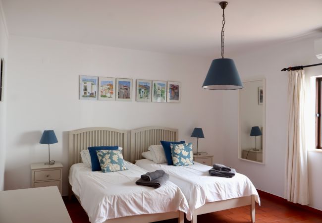Villa in Carvoeiro - Casa Lourenço Marques Villa in Carvoeiro - Casa Lourenço Marques