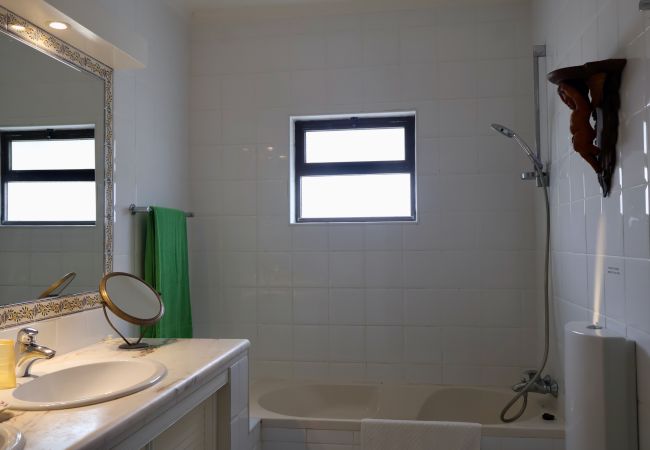 Villa in Carvoeiro - Casa Lourenço Marques Villa in Carvoeiro - Casa Lourenço Marques