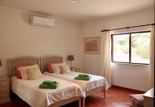 Villa in Carvoeiro - Casa Lourenço Marques Villa in Carvoeiro - Casa Lourenço Marques