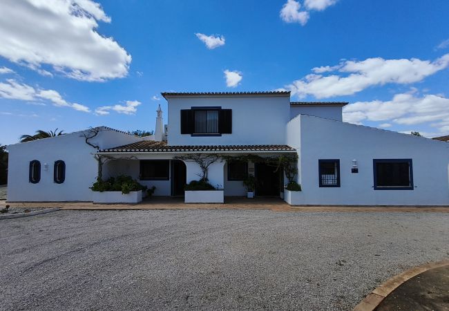 Villa in Carvoeiro - Casa Lourenço Marques Villa in Carvoeiro - Casa Lourenço Marques