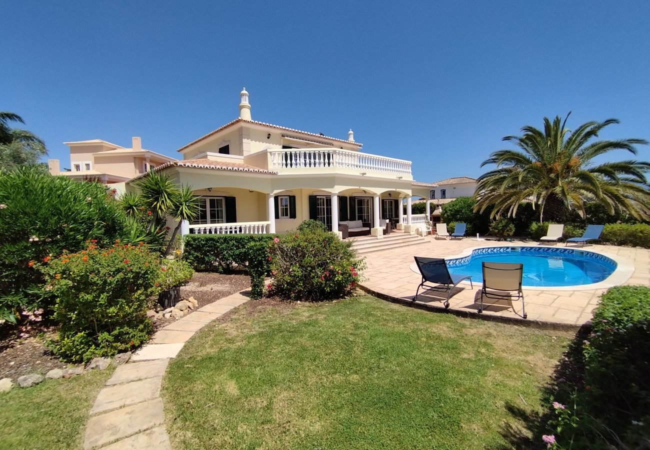 Villa in Carvoeiro - Vila Nautilus