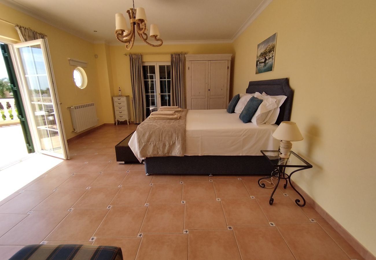Villa in Carvoeiro - Vila Nautilus