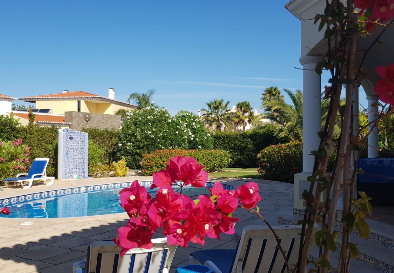 Villa in Carvoeiro - Vila Nautilus