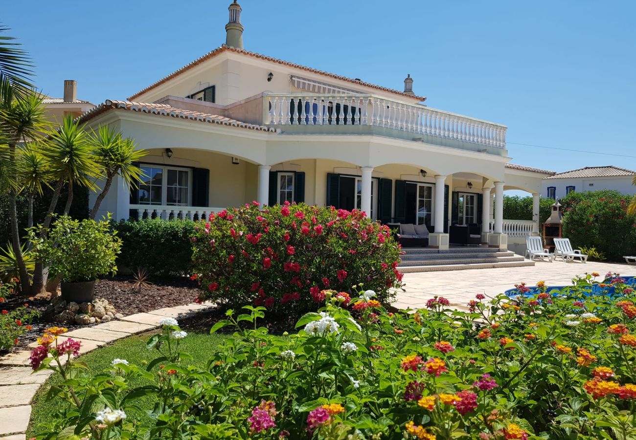Villa in Carvoeiro - Vila Nautilus