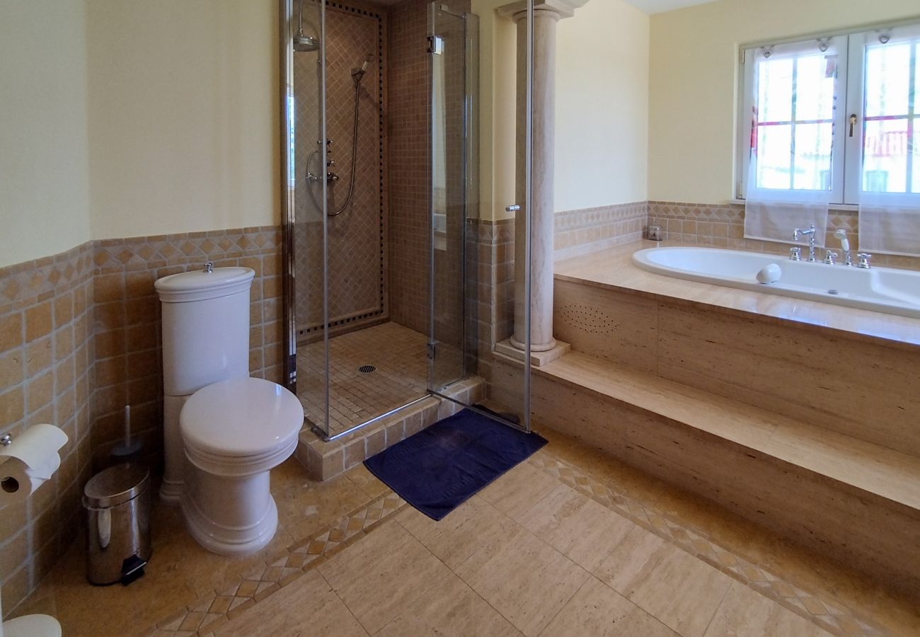 Villa in Carvoeiro - Vila Nautilus