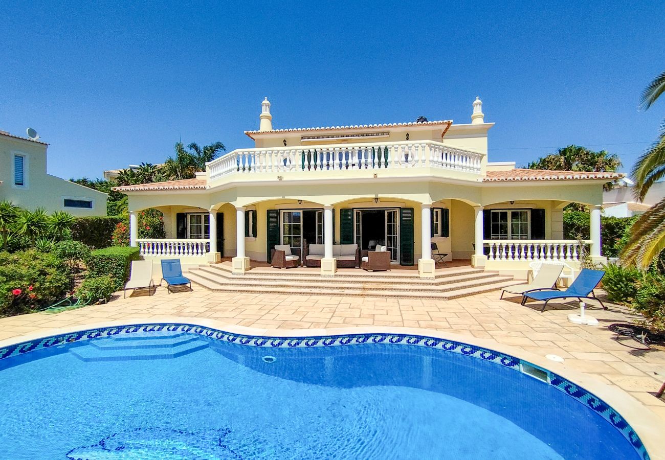 Villa in Carvoeiro - Vila Nautilus