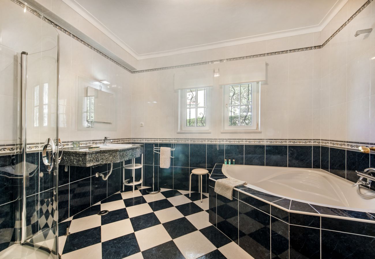 Villa in Carvoeiro - Vila Nautilus