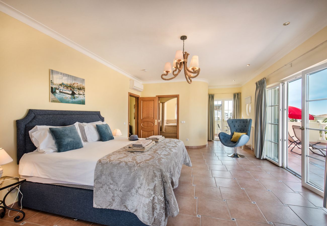 Villa in Carvoeiro - Vila Nautilus