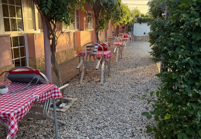 Rent by room in Lagoa - Quinta Aida Farmhouse Double Room