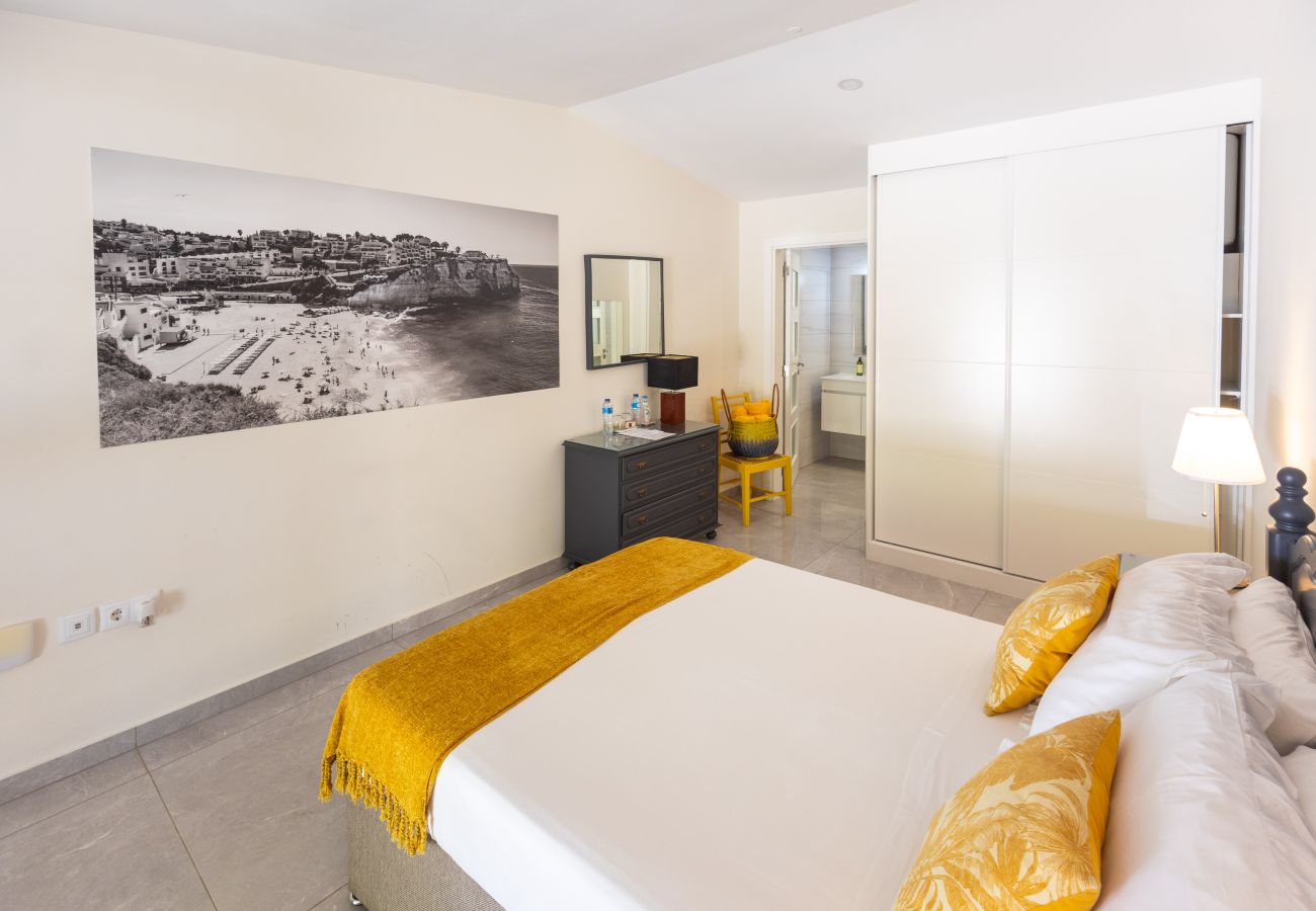 Rent by room in Lagoa - Quinta Aida Farmhouse Double Room