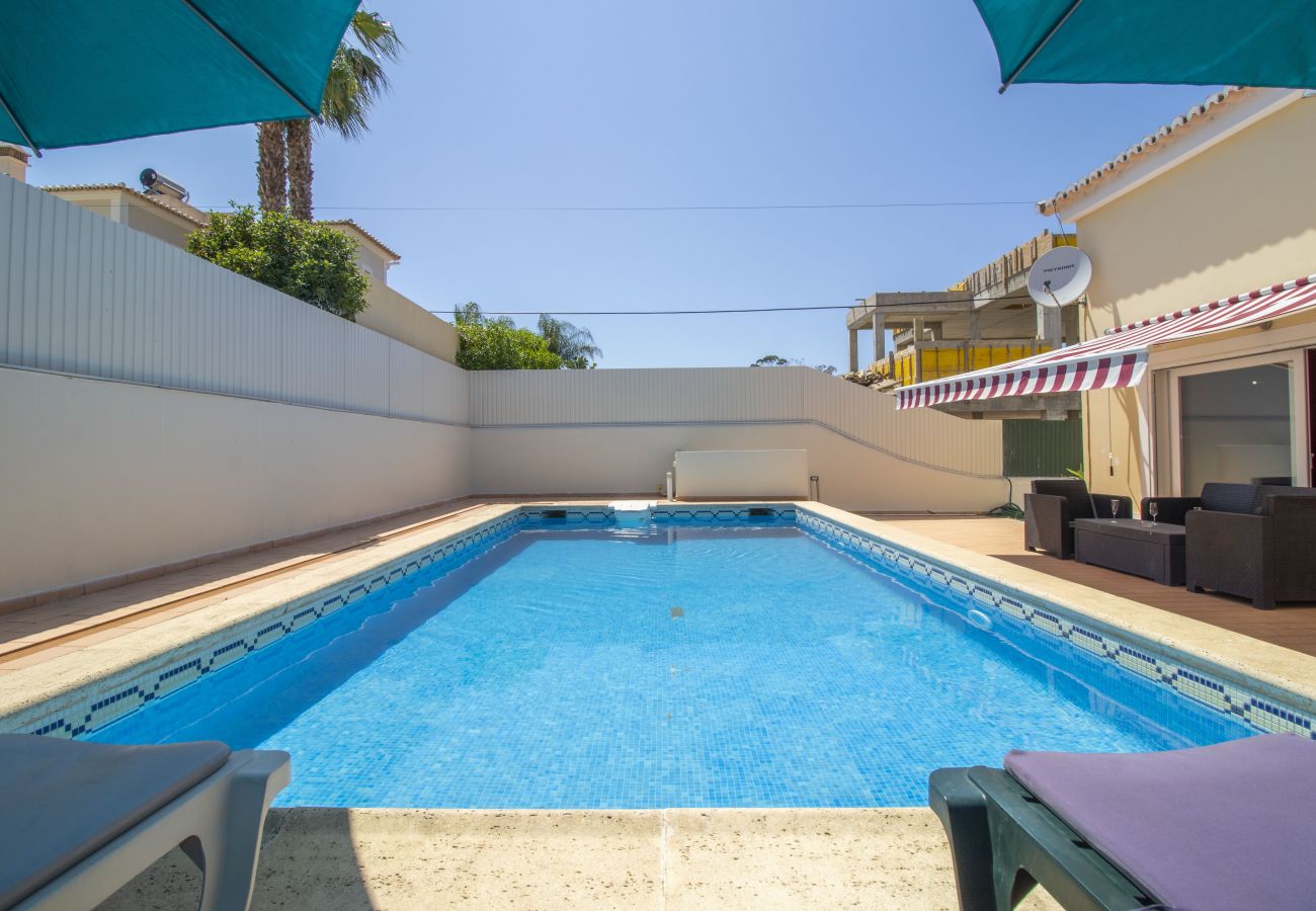 Villa/Dettached house in Carvoeiro - Charming 3 bedroom villa with private pool